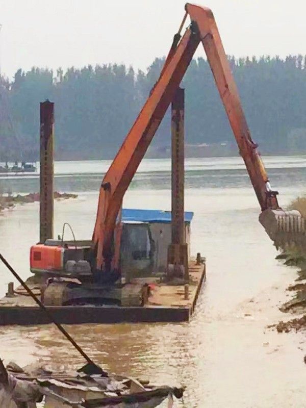 加長臂水路兩用挖掘機